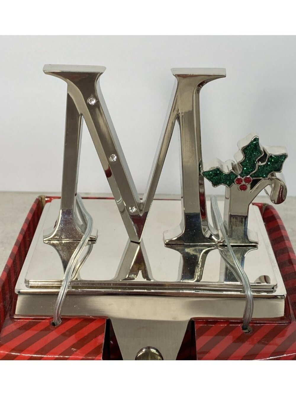 Mr.& Mrs. Stocking Holder Silver Tone w/ Swarovski Crystal Accents Harvey Lewis - Picture 4 of 5